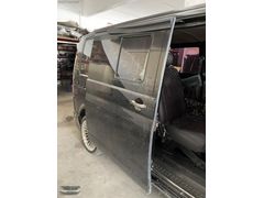VOLKSWAGEN TRANSPORTER T5 SAĞ ARKA SÜRGÜLÜ KAPI ORJİNAL ÇIKMA