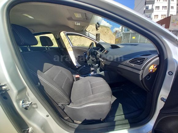 Galeriden Renault Fluence 1.5 dCi Touch 2014 Model Ankara
