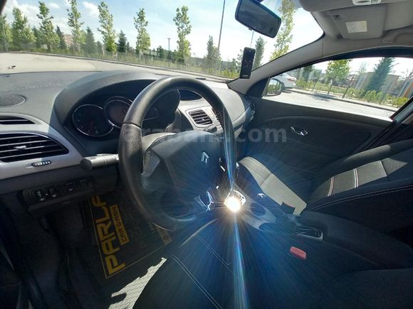 Galeriden Renault Fluence 1.5 dCi Touch 2014 Model Ankara