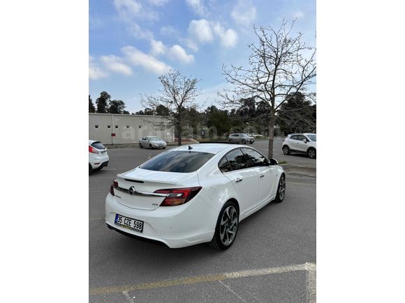 Sahibinden Opel Insignia 1.6 CDTI Sport 2015 Model  168.000 km Beyaz