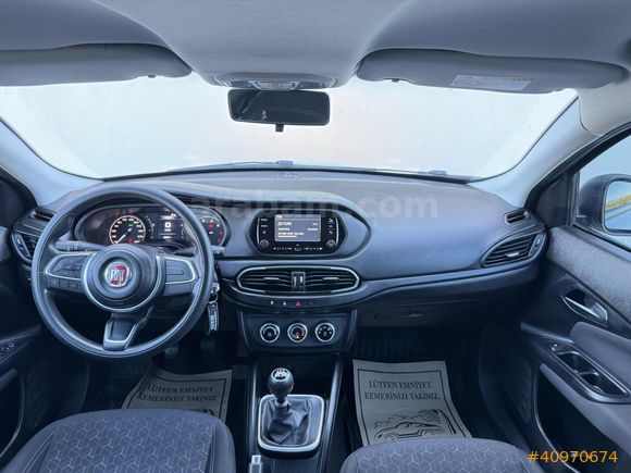 ARN CARS'DAN 2023 MODEL FİAT EGEA CROSS HATASIZ-12 AY K.K TAKSİT