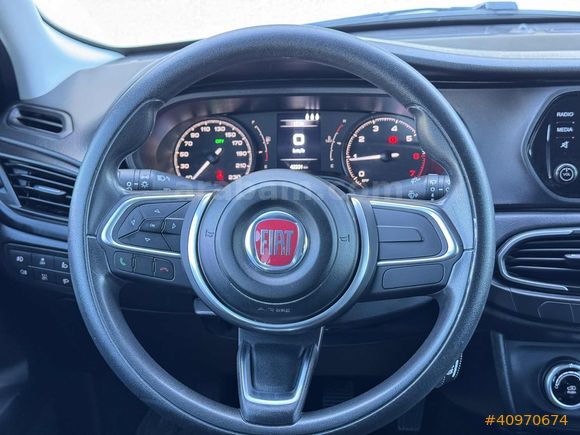 ARN CARS'DAN 2023 MODEL FİAT EGEA CROSS HATASIZ-12 AY K.K TAKSİT