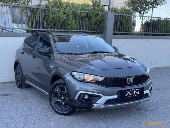 ARN CARS'DAN 2023 MODEL FİAT EGEA CROSS HATASIZ-12 AY K.K TAKSİT