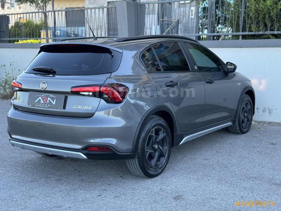 ARN CARS'DAN 2023 MODEL FİAT EGEA CROSS HATASIZ-12 AY K.K TAKSİT