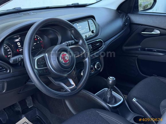 ARN CARS'DAN 2023 MODEL FİAT EGEA CROSS HATASIZ-12 AY K.K TAKSİT