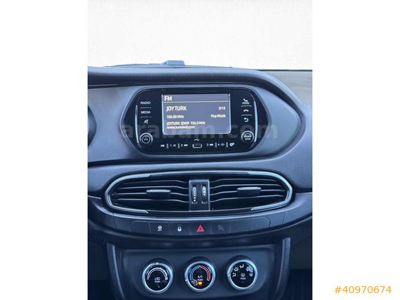 ARN CARS'DAN 2023 MODEL FİAT EGEA CROSS HATASIZ-12 AY K.K TAKSİT