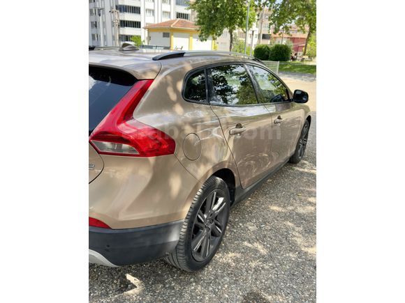 GÜVENLİK ve SAĞLAMLIK ARAYANLARA HATASIZ BOYASIZ KUSURSUZ VOLVO V40
