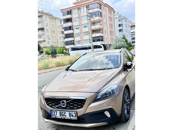 GÜVENLİK ve SAĞLAMLIK ARAYANLARA HATASIZ BOYASIZ KUSURSUZ VOLVO V40