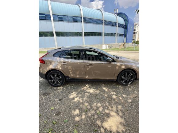 GÜVENLİK ve SAĞLAMLIK ARAYANLARA HATASIZ BOYASIZ KUSURSUZ VOLVO V40