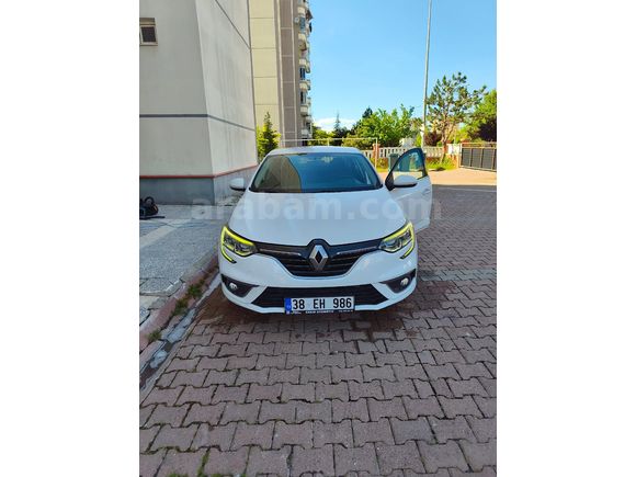 Sahibinden Renault Megane 1.5 Blue DCI Touch 2020 Model 