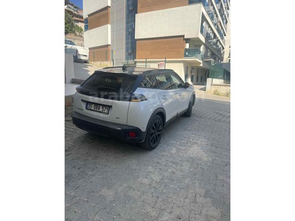 Orijinal Çizik yok Peugeot e-2008 GT 2025 Model 
