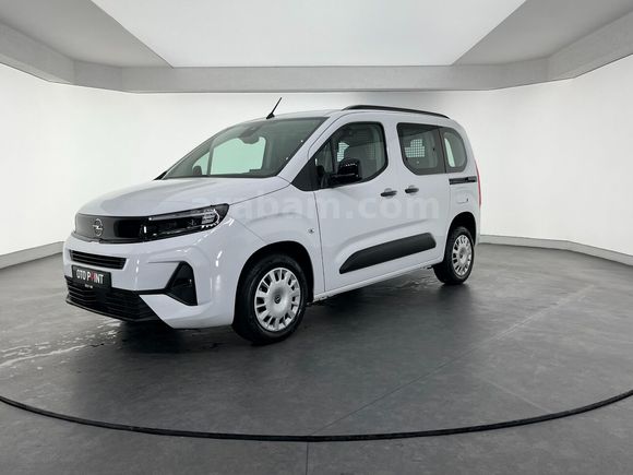 otomobil Opel Combo 1.5 D Essential