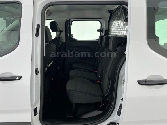 otomobil Opel Combo 1.5 D Essential
