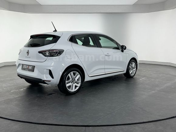 otomobil Renault Clio 1.0 TCE Evolution X-Tronic