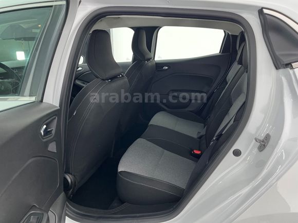 otomobil Renault Clio 1.0 TCE Evolution X-Tronic