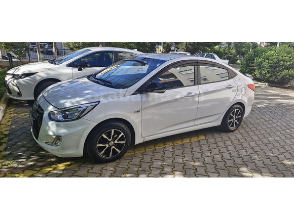 Sahibinden Hyundai Accent Blue 1.6 CRDI Mode Plus 2016 Model