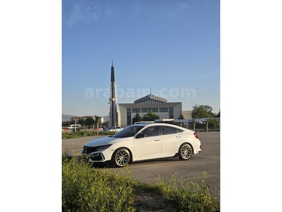 Sahibinden Honda Civic 1.6i VTEC Executive 2017 Model  150.000 km Beyaz