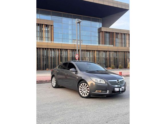 DEĞİŞENSİZ OPEL İNSİGNİA