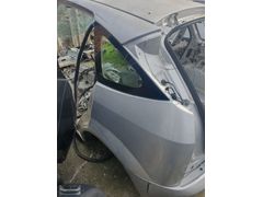 FORD FOCUS 1 SOL ARKA ÇAMURLUK HATASIZ ORJİNAL ÇIKMA