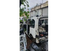 PEUGEOUT PARTNER TEPE SOL ARKA ÇAMURLUK HATASIZ ORJİNAL ÇIKMA