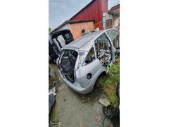 FORD FOCUS 1 SAĞ ARKA ÇAMURLUK HATASIZ ORJİNAL ÇIKMA