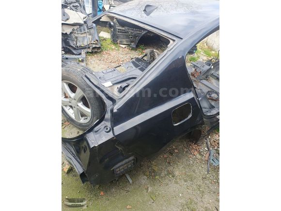 PEUGEOUT 508 DEPO KAPAĞI HATASIZ ORJİNAL ÇIKMA