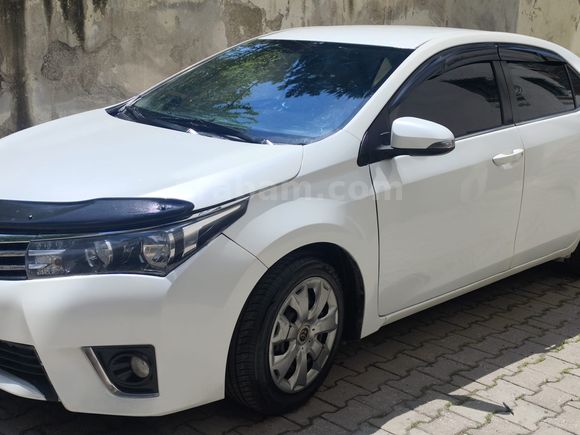 Sahibinden Bakımlı ve Temiz Toyota Corolla 1.4 D-4D Advance 2015 Model 