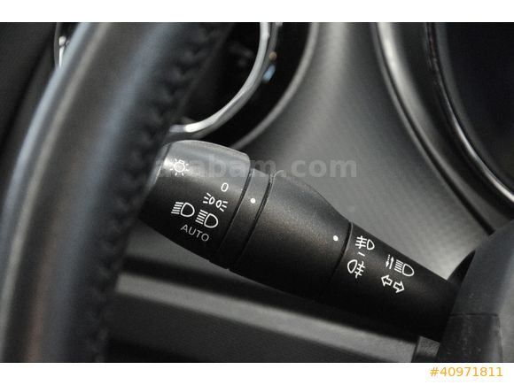 OTOMOL MERTER 2015 RENAULT CAPTUR 1.5 Dci ICON