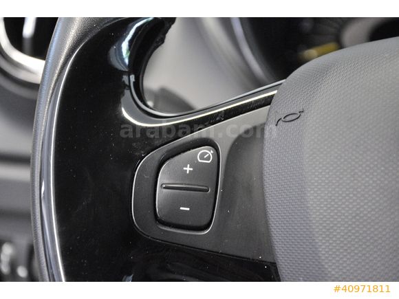 OTOMOL MERTER 2015 RENAULT CAPTUR 1.5 Dci ICON
