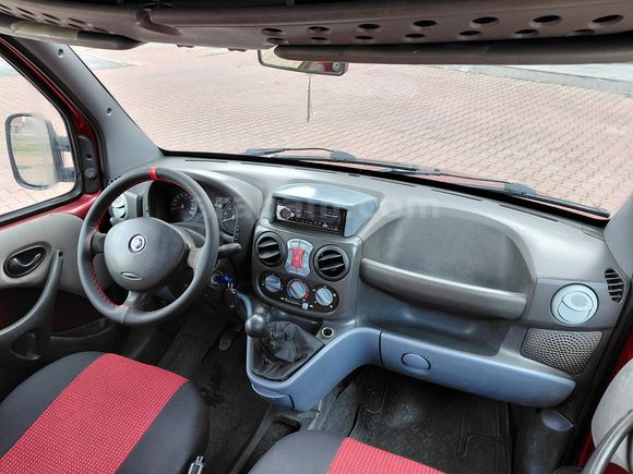 Çift sürgü Tek kapak Temiz 1.3 Multijet Doblo