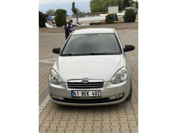 Sahibinden Hyundai Accent Era 1.4 Team 2011 Model 