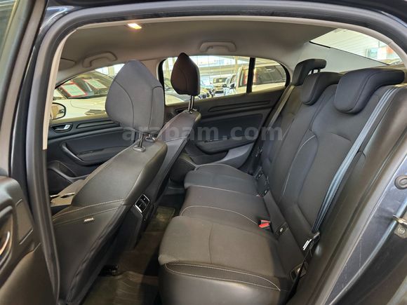 2022 RENAULT MEGANE 1.5 BLUEDCI TOUCH EDC