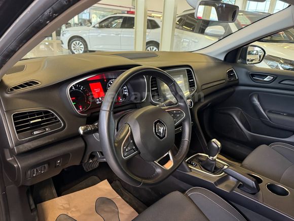 2022 RENAULT MEGANE 1.5 BLUEDCI TOUCH EDC