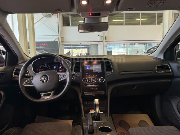 2022 RENAULT MEGANE 1.5 BLUEDCI TOUCH EDC