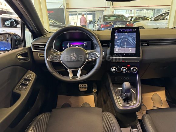 2025 RENAULT CLIO 1.0 TCe Techno Esprit Alpine