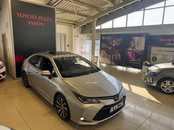 2022 TOYOTA COROLLA 1.5 FLAME X-PACK MULTIDRIVE S