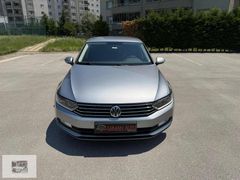 ERMAN AUTO DAN HATASIZ 2019 ÇIKIŞLI PASSAT ÇOK TEMİZ DÜŞÜK KM