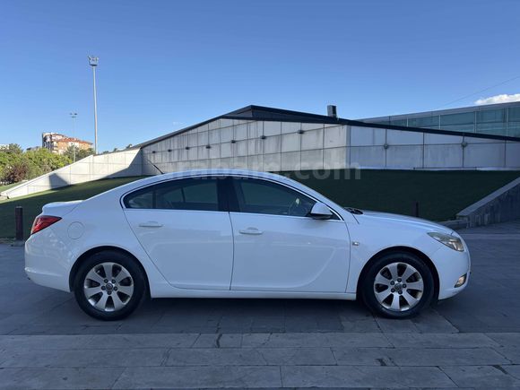 YABA OTOMOTİV'DEN 2010 INSİGNİA TEK ELDEN 140.000 KM'DE HATASIZ