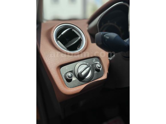 Sahibinden Ford Fiesta 1.6 Titanium 2013 Model 