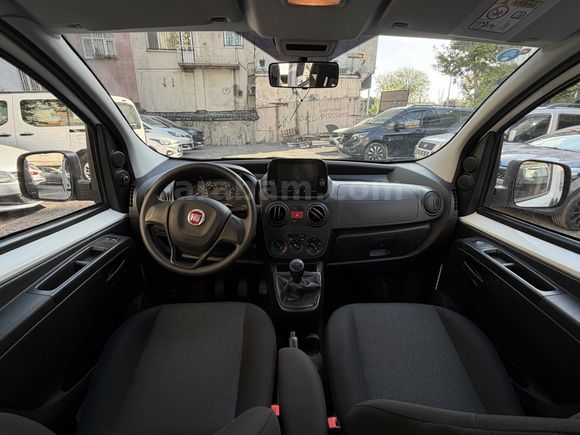 EFLİN'DEN DÜŞÜK KM'Lİ TERTEMİZ SIFIR AYARINDA FİAT FİORİNO
