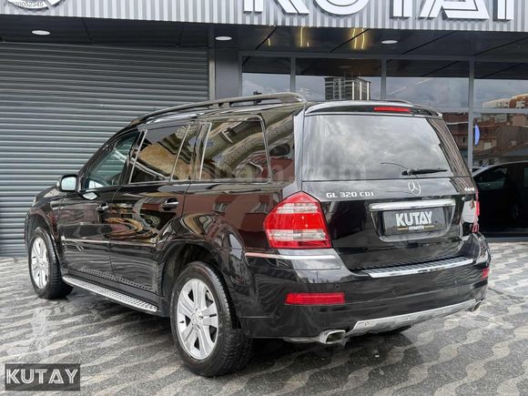 TR TEK EMSALSİZ SADECE 130 BİN KM DE MERCEDES GL 320CDİ