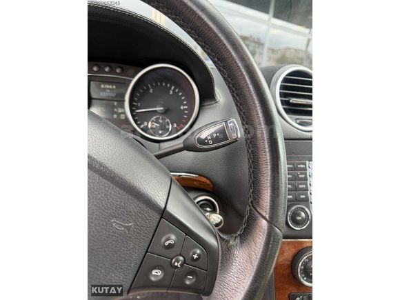 TR TEK EMSALSİZ SADECE 130 BİN KM DE MERCEDES GL 320CDİ