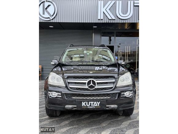 TR TEK EMSALSİZ SADECE 130 BİN KM DE MERCEDES GL 320CDİ