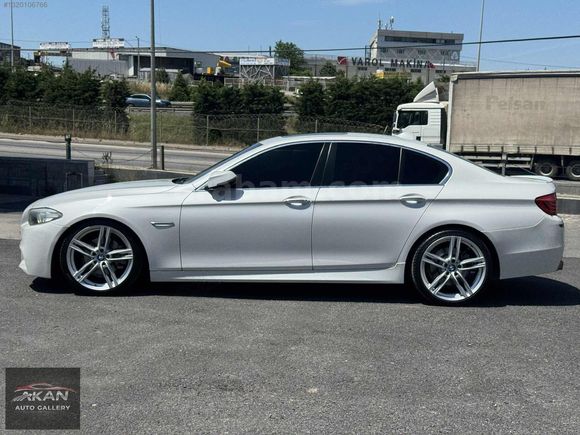 AKAN AUTO 2015 BMW 520İ PREMİUM HATASIZ,BOYASIZ,TRAMERSİZ