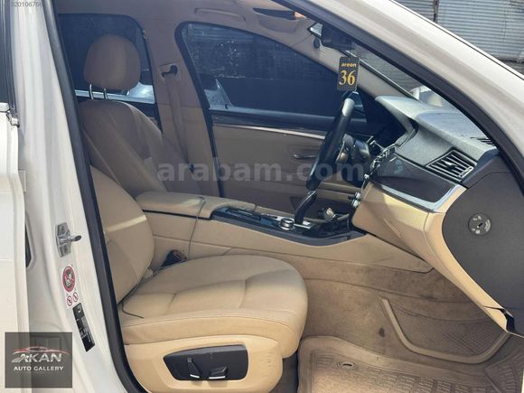 AKAN AUTO 2015 BMW 520İ PREMİUM HATASIZ,BOYASIZ,TRAMERSİZ