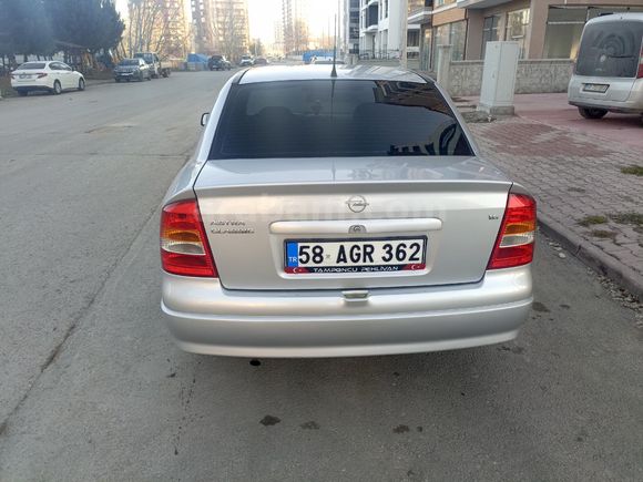 Sahibinden Opel Astra 1.6 Classic Twinport 2005 Model