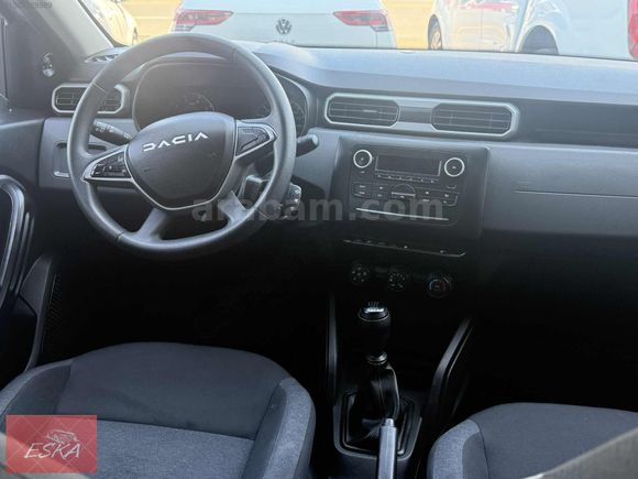 2023-DUSTER 1.5 DCİ-4X4-YENİ KASA-SERVİS BAKIMLI-ORJİNAL-İLK EL.