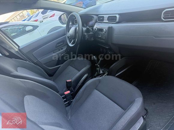 2023-DUSTER 1.5 DCİ-4X4-YENİ KASA-SERVİS BAKIMLI-ORJİNAL-İLK EL.