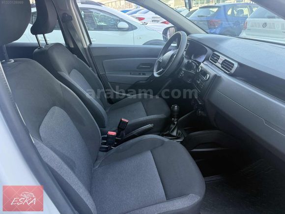 2023-DUSTER 1.5 DCİ-4X4-YENİ KASA-SERVİS BAKIMLI-ORJİNAL-İLK EL.