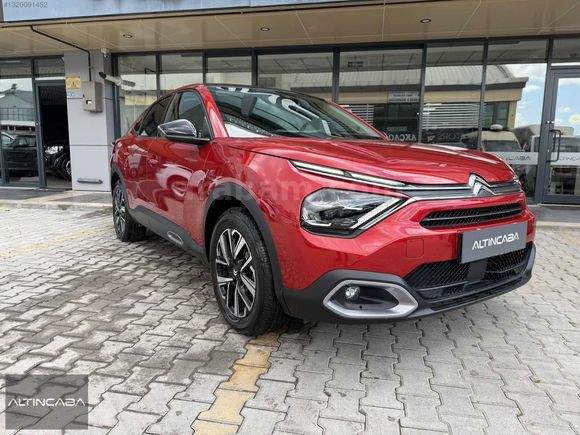 ALTINCABA'DAN 2024 CİTROEN C4 X 1.2 PURETECH SHİNE 6.500KM